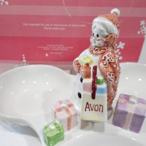 2003 AVON SNOWLADY 10 TRIO CANDY NUT DISH Winter Holiday Ceramic Snow Women