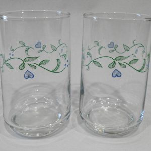 2 HTF Corelle COUNTRY COTTAGE  6-oz JUICE GLASSES Blue Green Hearts