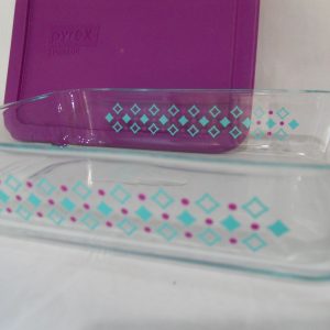Pyrex DIAMONDS 3 Cup RECTANGULAR Food Storage Container TURQUOISE PURPLE