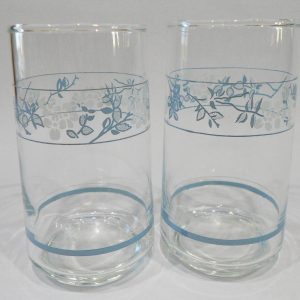 2 Corelle FIRST OF SPRING 10-oz GLASSES 4 3/4 Tumblers White Blue Floral Blossom