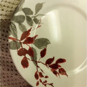 NEW Corelle Round KYOTO LEAVES 10.75 DINNER PLATE *Japanese Garden Red Gray (Copy)