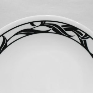 HTF 1 Corelle Corning LYRICS 8.5 LUNCH PLATE Salad / Black Floral Leaves
