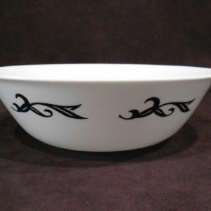 1 Corelle Corning LYRICS 1-Qt SERVING BOWL Mixing Vegetable / BLACK Tulip Leaves