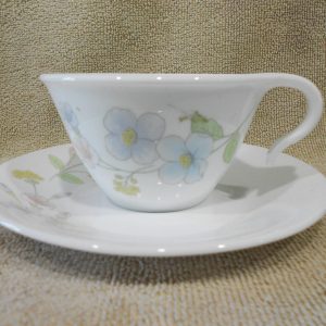 2-pc CORELLE Corning PASTEL BOUQUET HOOK CUP & SAUCER *Vitrelle Glass Floral
