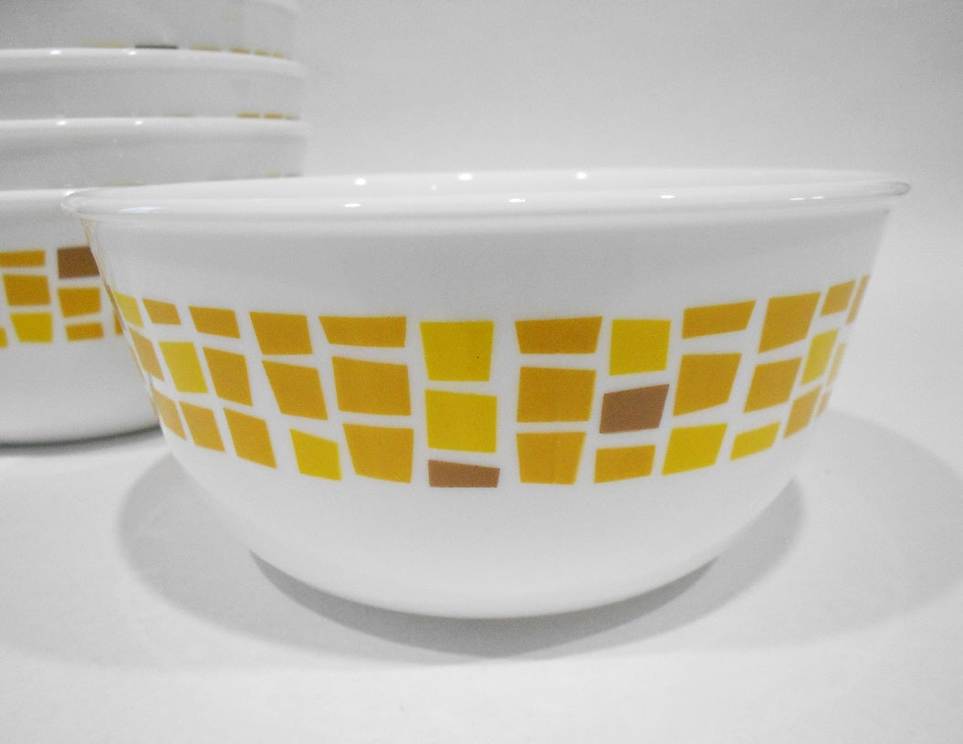 NEW 1 Corelle PRECIOUS COLORS 28-oz SOUP BOWL Mosaic Tiles AMBER Yellow Gold