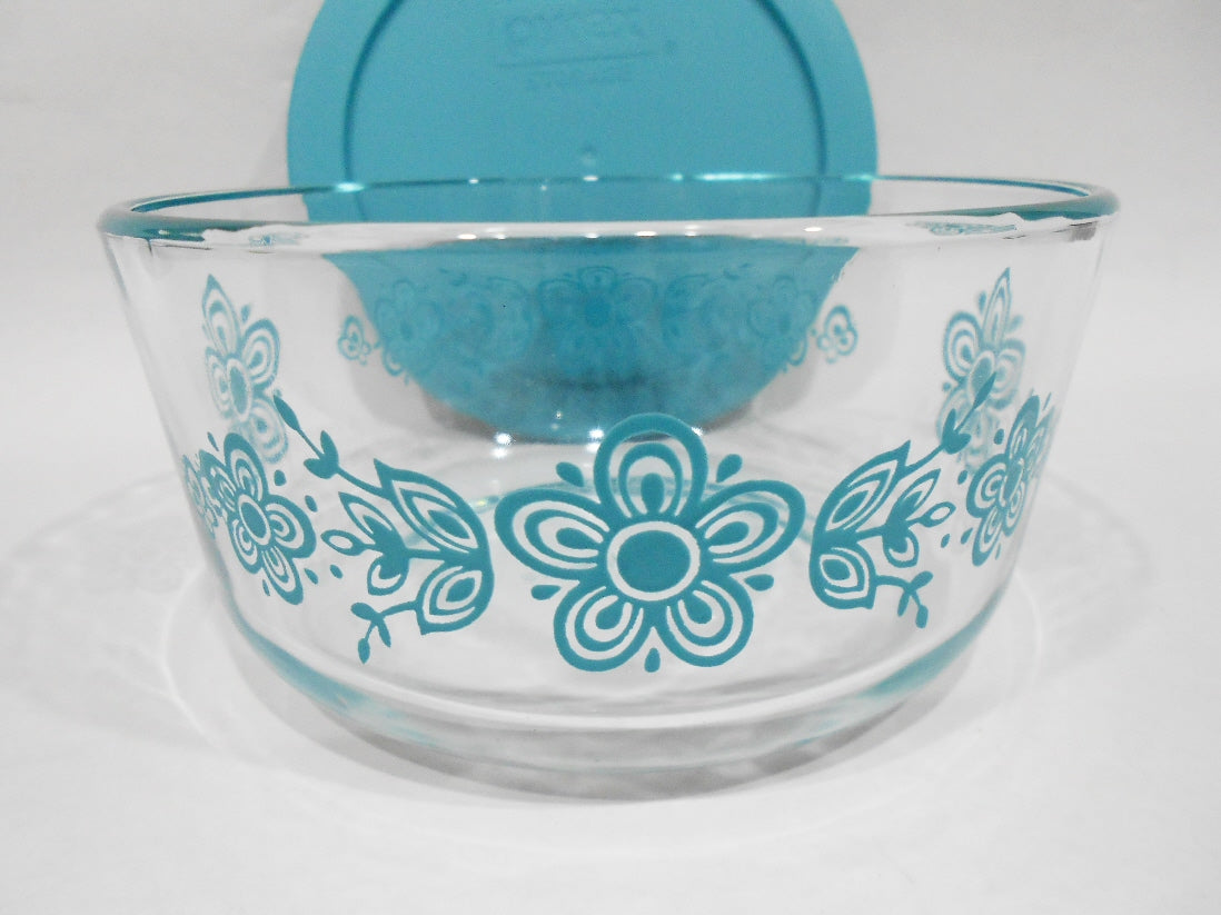 HTF Vtg. Pyrex BUTTERFLY Daisy TURQUIOSE BLUE 4-Cup Glass Storage Bowl & Cover - Image 2