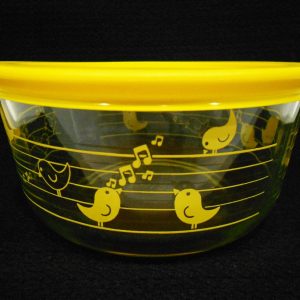 PYREX 4 Cup YELLOW CHICK BIRDS Glass Storage Bowl 1 QT Easter Musical Notes