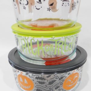 New 6-pc Pyrex HALLOWEEN Storage Bowl Set Trick or Treat Spiders Pumpkins Ghosts
