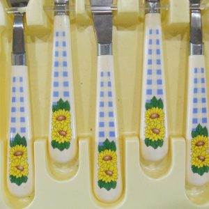 20-pc Corelle SUNSATIONS FLATWARE SET Sunflowers Stainless *Yellow Floral Blue Gingham